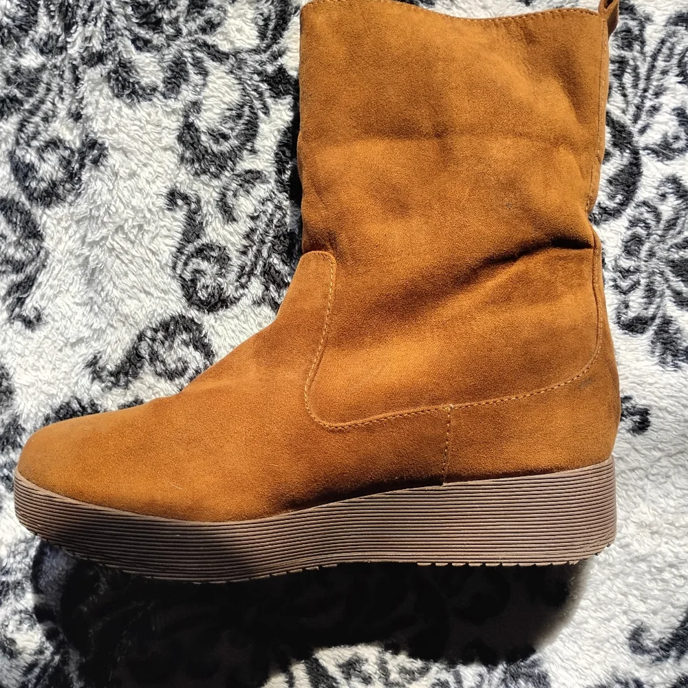 Joe boxer Women's Vintage Tan Suede Ankle Boots, Excellent Condition Sz 7 - Picture 4 of 16